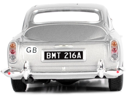 Aston Martin DB5 RHD (Right Hand Drive) Silver Metallic James Bond 007 "Goldfinger" (1964) Movie "James Bond Collection" Series 1/24 Diecast Model Car by Motormax