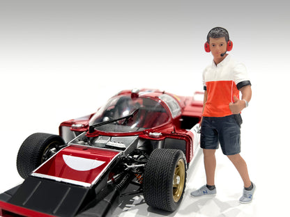"Race Crew" Figure #2 for 1/18 scale models by American Diorama