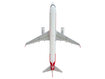Airbus A321P2F Commercial Aircraft "Qantas Freight - Santa’s Freight" (VH-XF4) White with Graphics and Red Tail "Gemini 200" Series 1/200 Diecast Model by GeminiJets