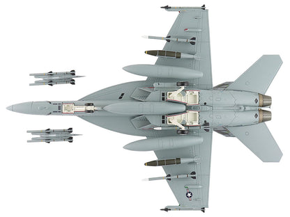 Boeing F/A-18F Super Hornet Fighter Aircraft "165875 Green Hornet VX-23 Salty Dogs NAS Patuxent River" (2011) United States Navy "Air Power Series" 1/72 Diecast Model by Hobby Master