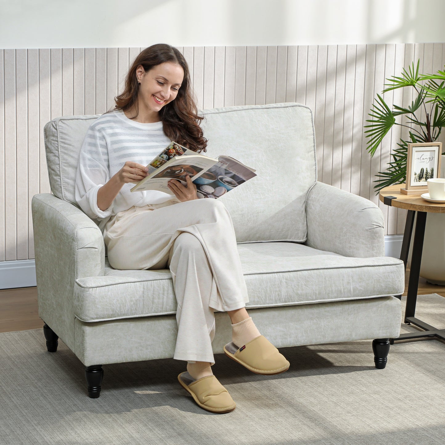 Modern Accent Chair, Leathaire Armchair with Turned Legs and Wide Seat, Single Sofa for Bedroom, Living Room, Cream Whit