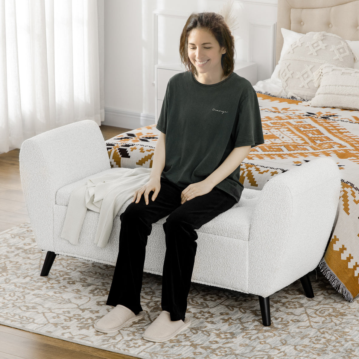 Upholstered Storage Bench with Arms, Modern Ottoman Bench for Bedroom, Entryway, and Living Room, Cream White