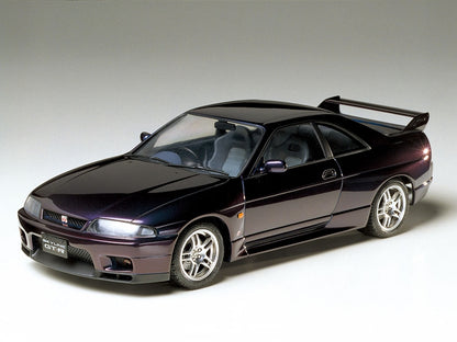 Model Kit Nissan Skyline GT-R V.Spec 1/24 Scale Model by Tamiya