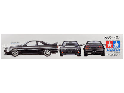 Model Kit Nissan Skyline GT-R V.Spec 1/24 Scale Model by Tamiya