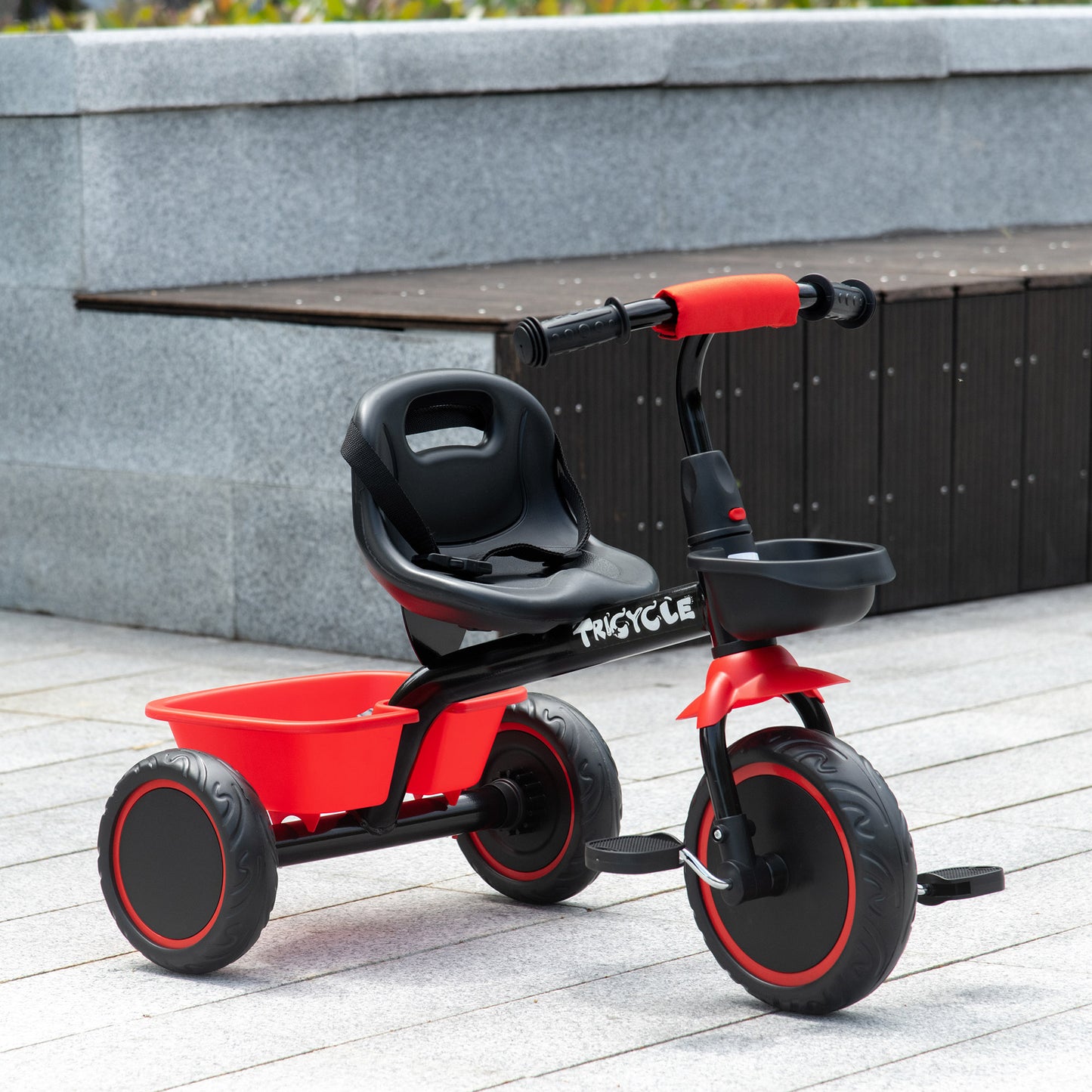 Qaba Large Kids Tricycle for Toddler 2-5 Year Old Girls and Boys, Toddler Trike Bike with Adjustable Seat, Safety Belt, 