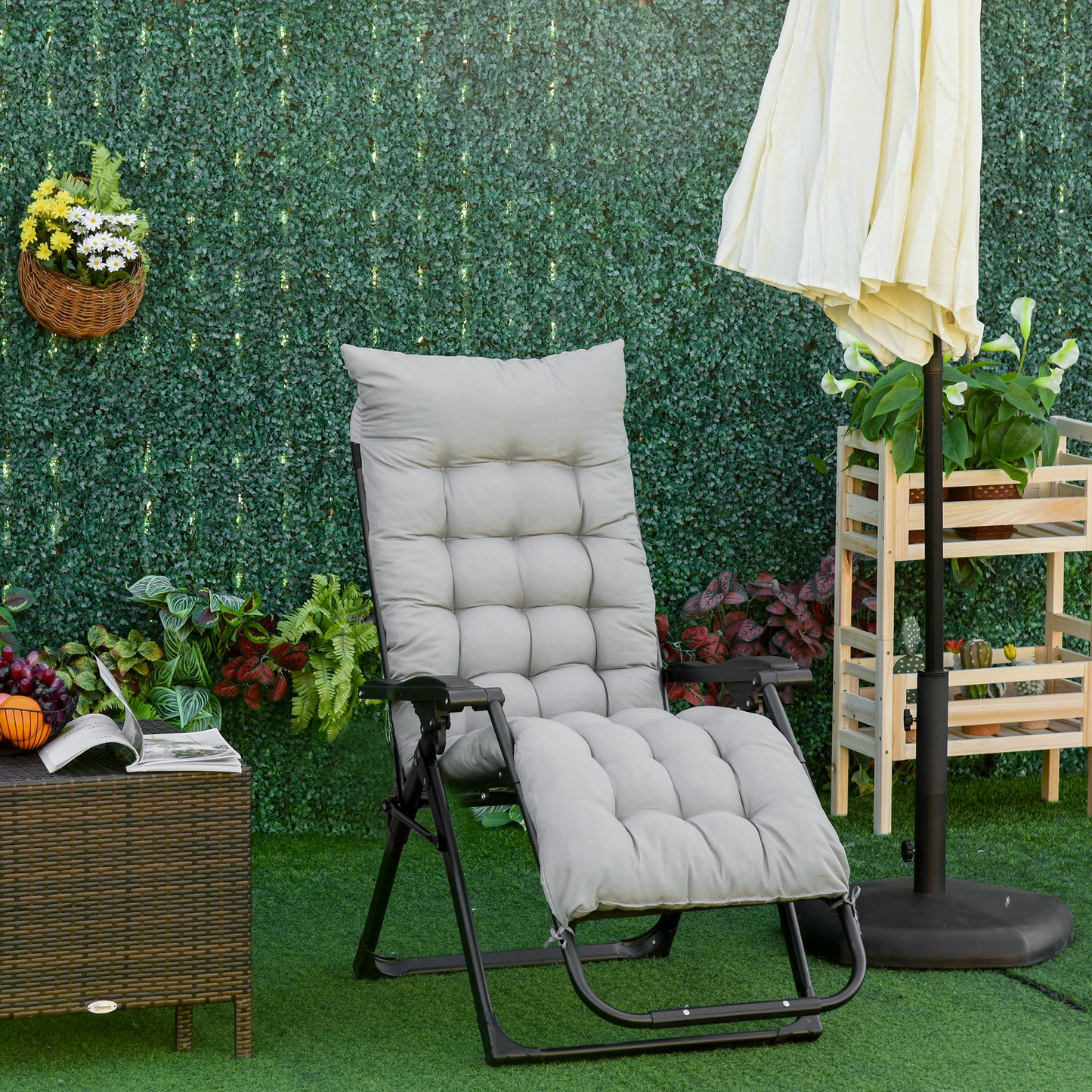Reclining Zero Gravity Chair with Adjustable Backrest, Folding Garden Sun Lounger, Outdoor Recliner with Removable Cushi