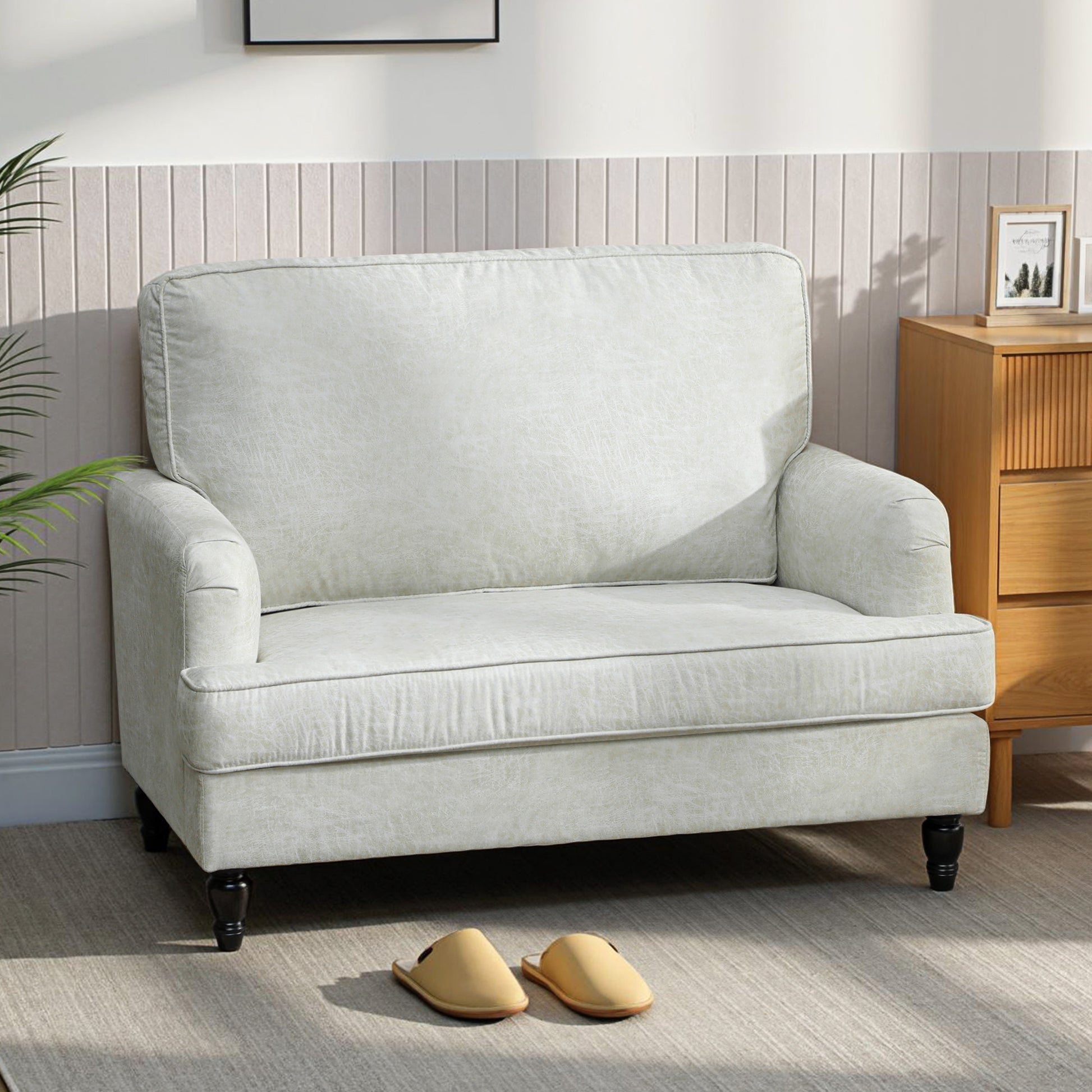 Modern Accent Chair, Leathaire Armchair with Turned Legs and Wide Seat, Single Sofa for Bedroom, Living Room, Cream Whit
