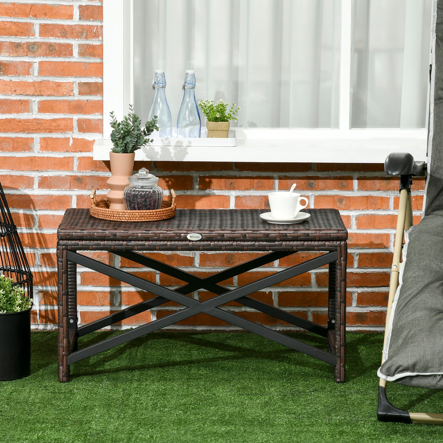 Patio Wicker End Table, Outdoor PE Rattan Side Table, with Plastic Board Under the Full Woven Table Top for Patio, Garde