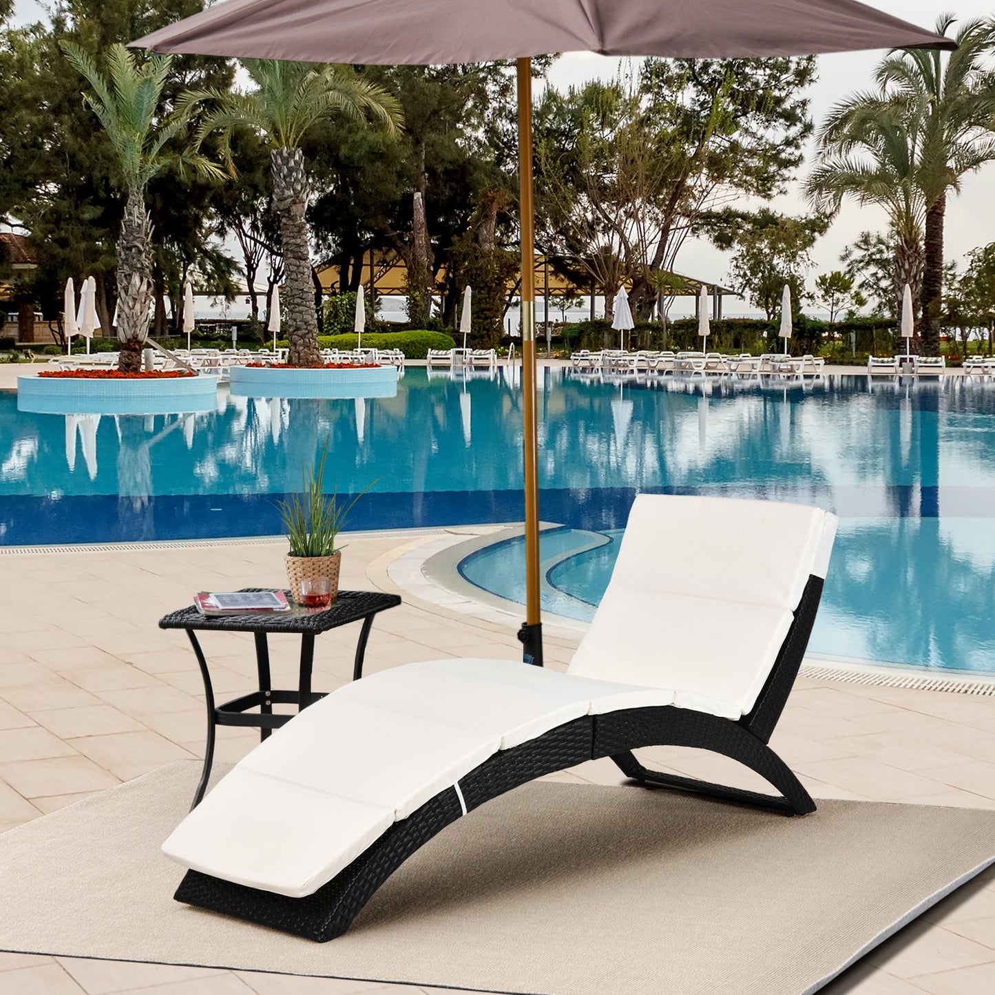 Patio Rattan Chaise lounger wicker Foldable Reclining Backrest PE Rattan Outdoor Lounge Chair, Recliner with Cushion for